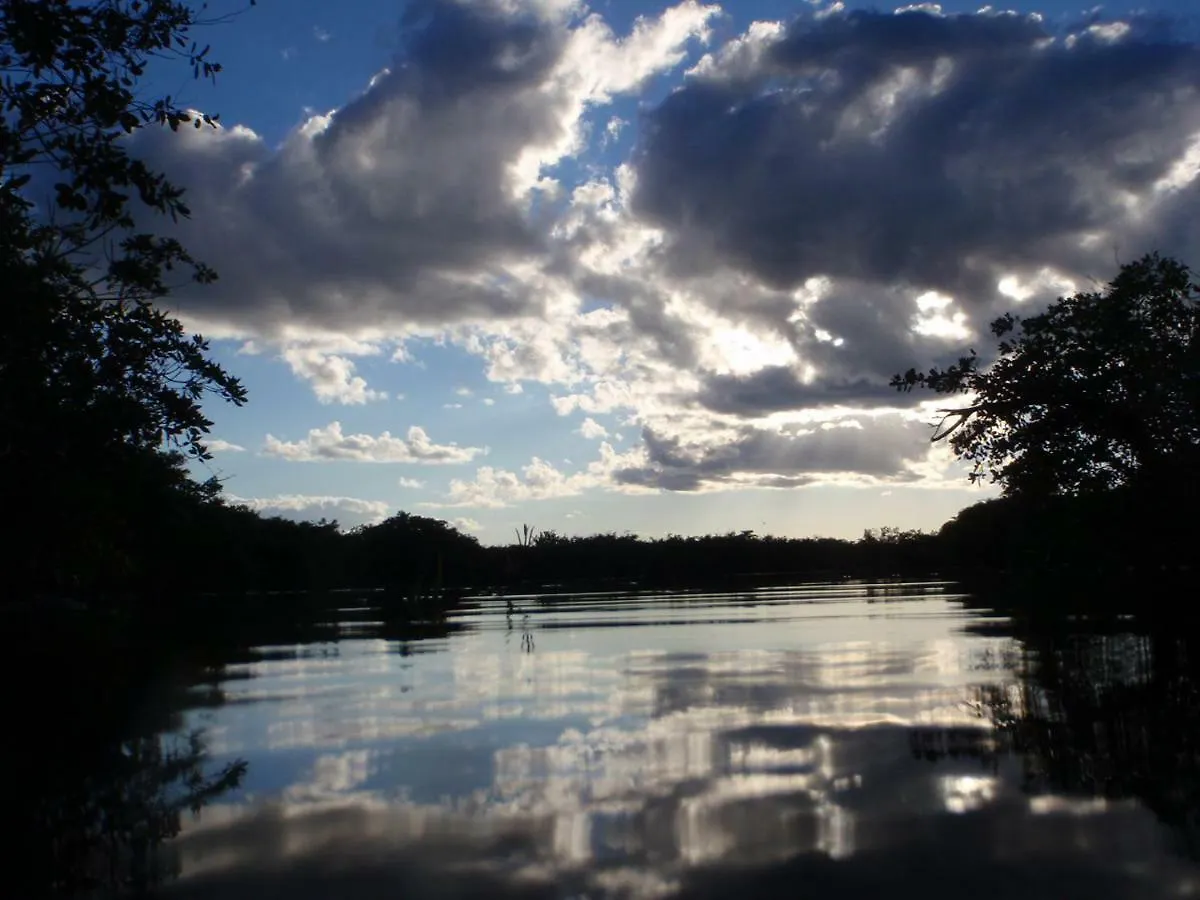 Cenote Encantado Tulum Eco-Glamping Camp Hotel